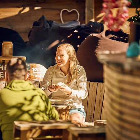 Lodgen Stryn Bagian luar foto