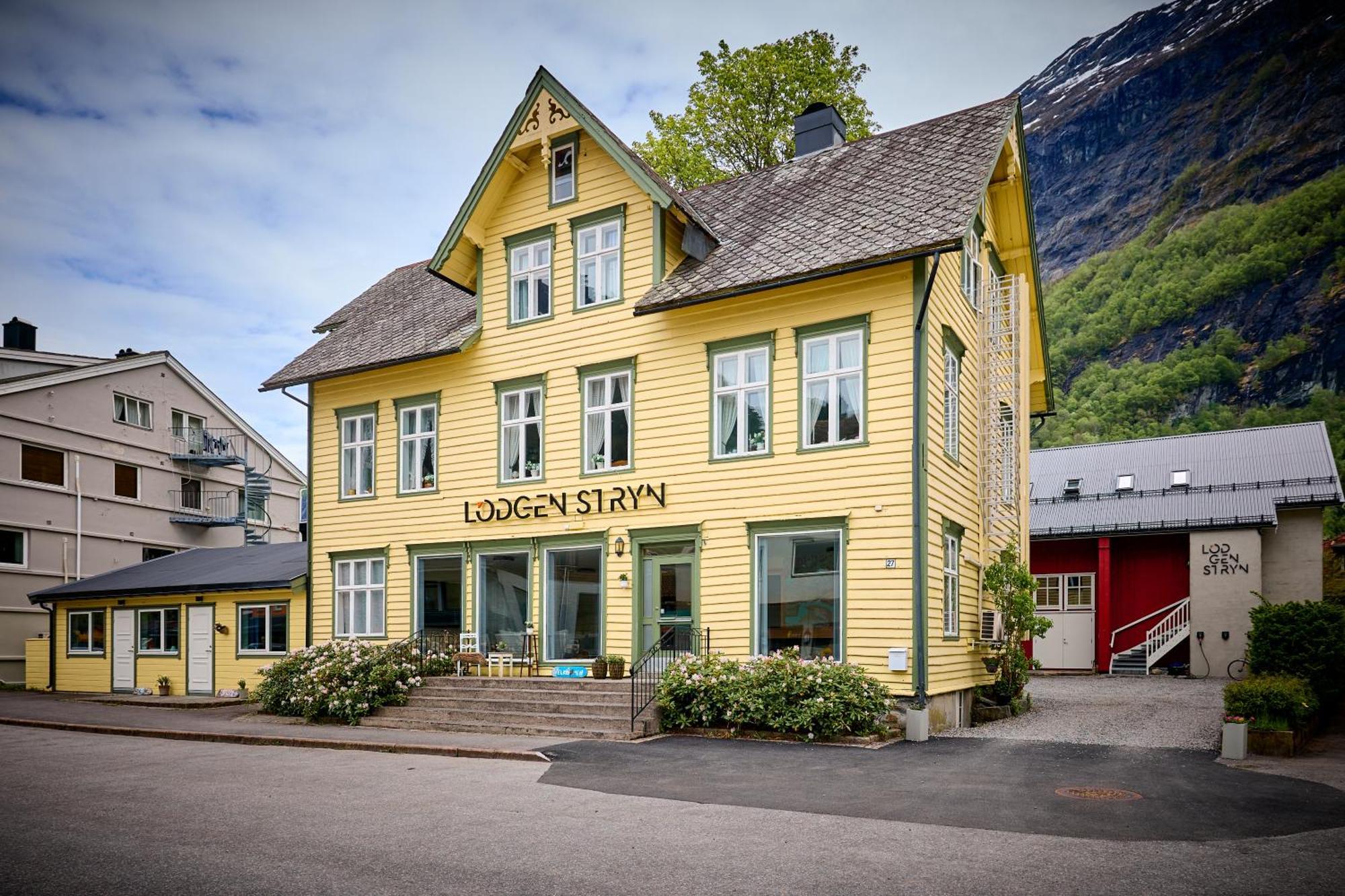 Lodgen Stryn Bagian luar foto